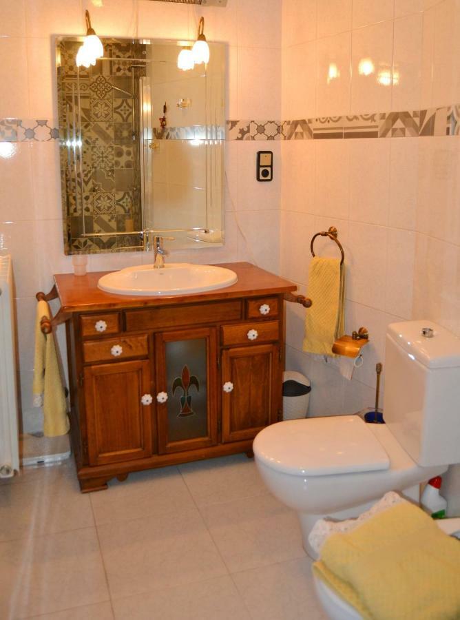 Mencia Villa Мансия де лас Мулас Екстериор снимка
